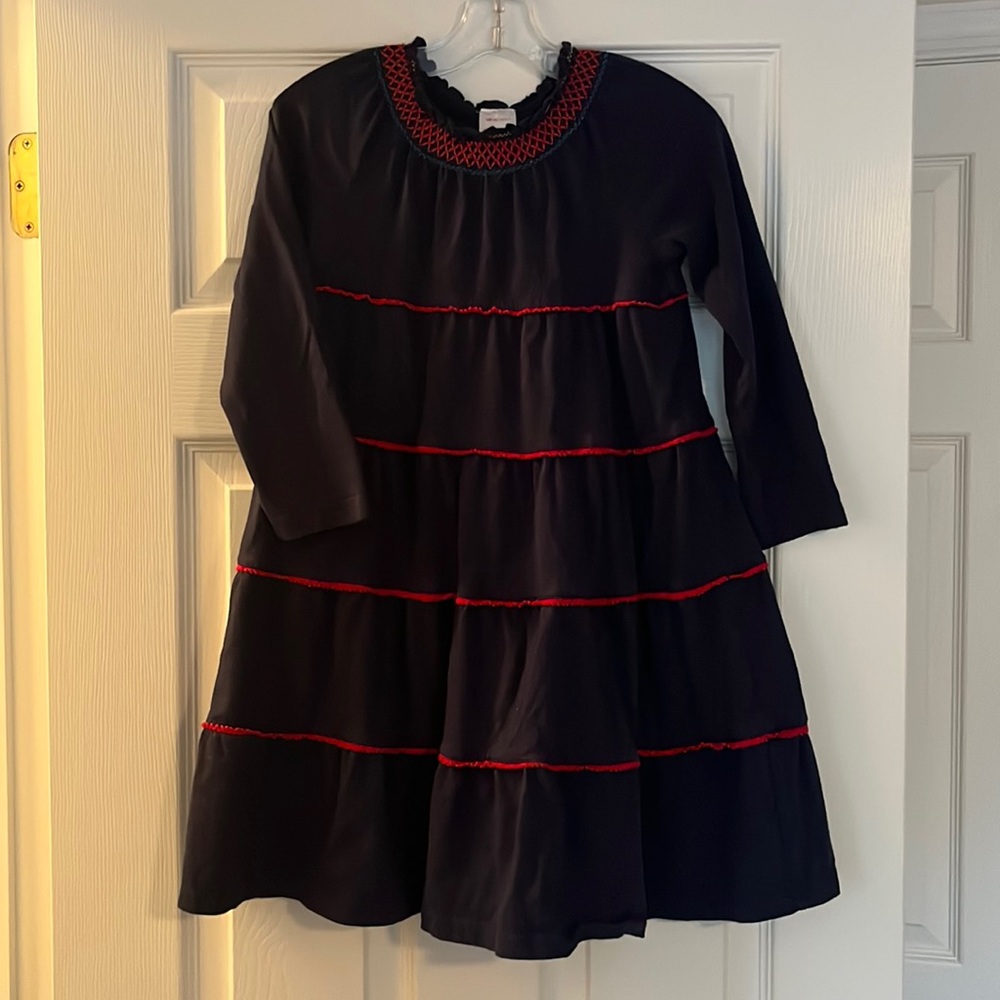 Navy blue loose fitting Hanna dress. Soft cotton